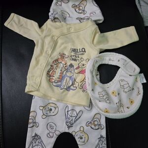 Newborn Winnie The Pooh Fit